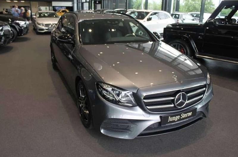 Gebraucht Mercedes E350 258 PS (189 kW) 2018 Grau Kombi