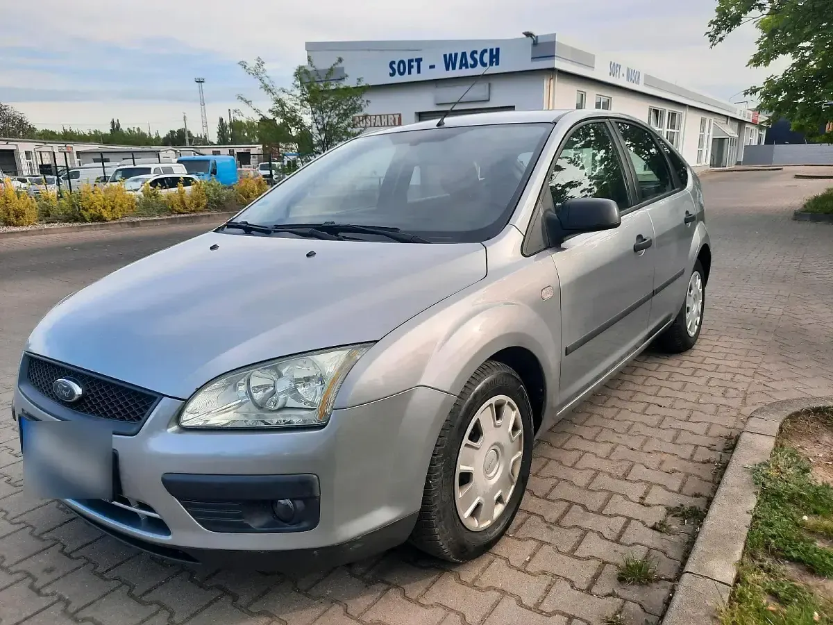 Brugt Ford Focus 100 HK (73 kW) 2005 Hatchback