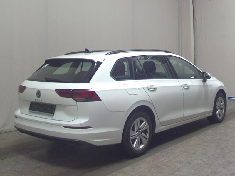 Gebraucht VW Golf VIII 116 PS (85 kW) 2022 Weiss Limousine