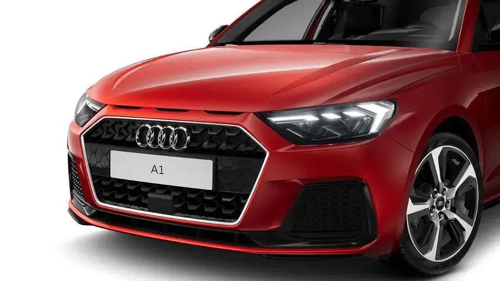 Gebraucht Audi A1 Sportback Advanced Plus 150 PS (110 kW) 2023 Rot Kleinwagen