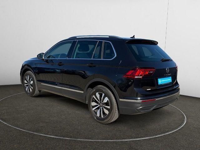 Second-hand VW Tiguan Move 122 CP (89 kW) 2024 Negru SUV