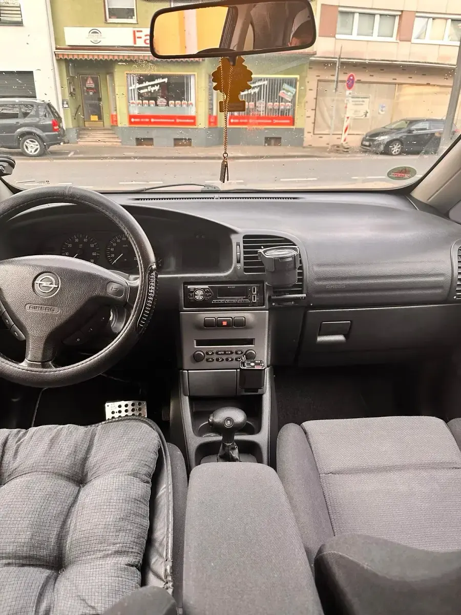 Gebraucht Opel Zafira 125 PS (91 kW) 2005 Blau Van / Kleinbus