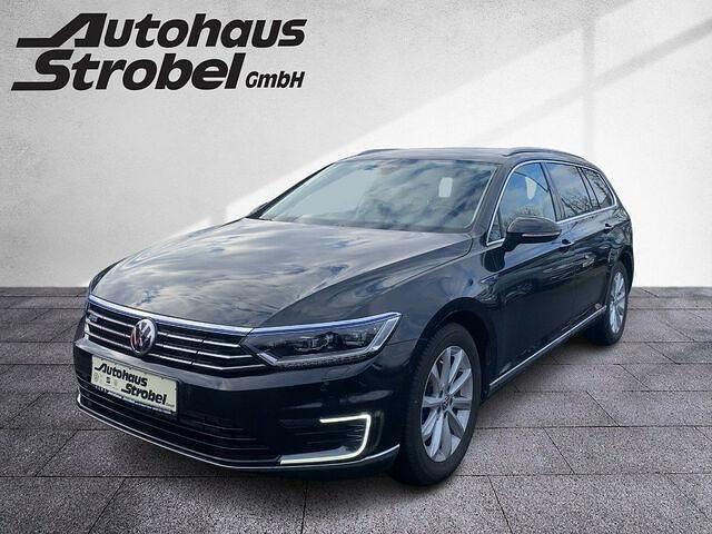 Gebraucht VW Passat GTE 218 PS (160 kW) 2017 Deep black perleffekt Kombi