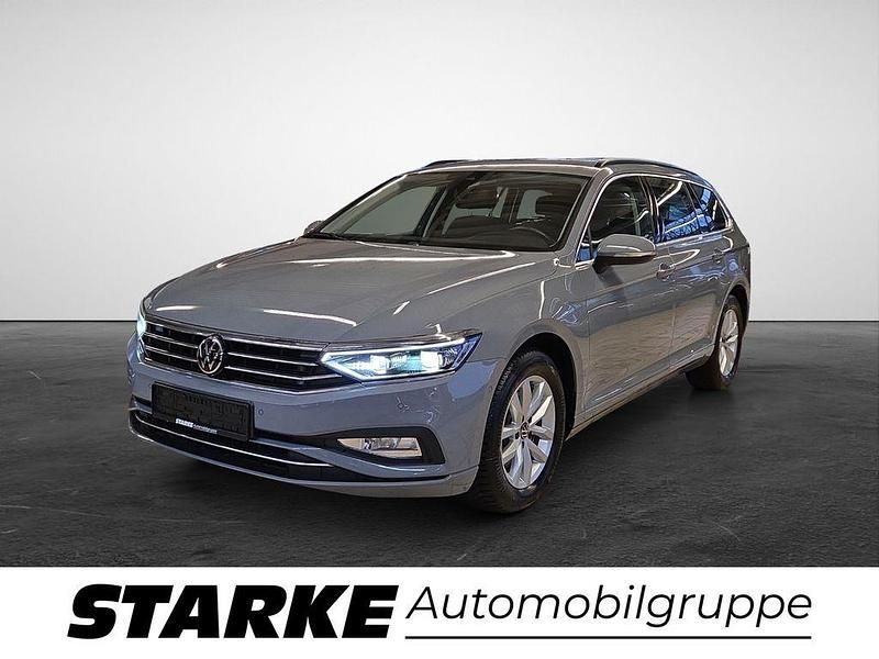 Grau Gebraucht 2021 VW Passat Business Kombi | 22.990 € (Guter Preis) - Bild 1/4