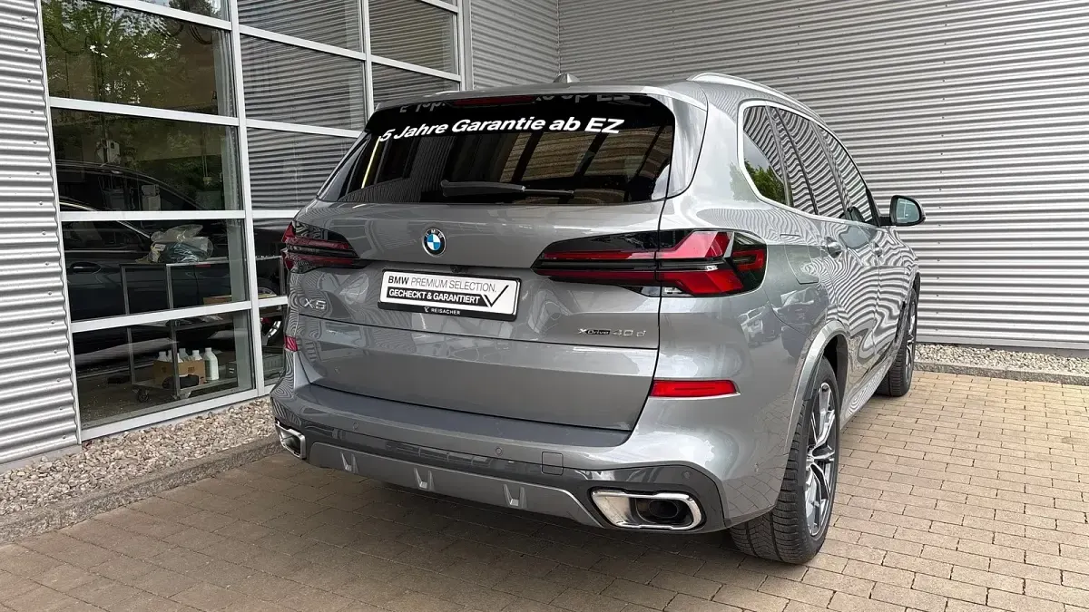 Gebraucht BMW X5 Comfort Edition 340 PS (250 kW) 2025 Skyscraper grau metallic SUV