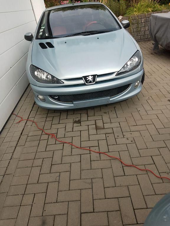 Blau Gebraucht 2005 Peugeot 206 CC Cabrio | 2.500 € (Fairer Preis) - Bild 1/4