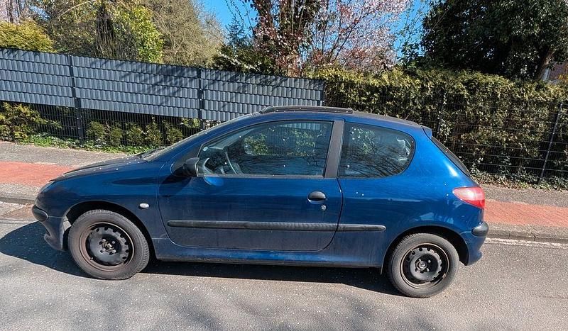 Gebraucht Peugeot 206 Filou 60 PS (44 kW) 2000 Blau Limousine