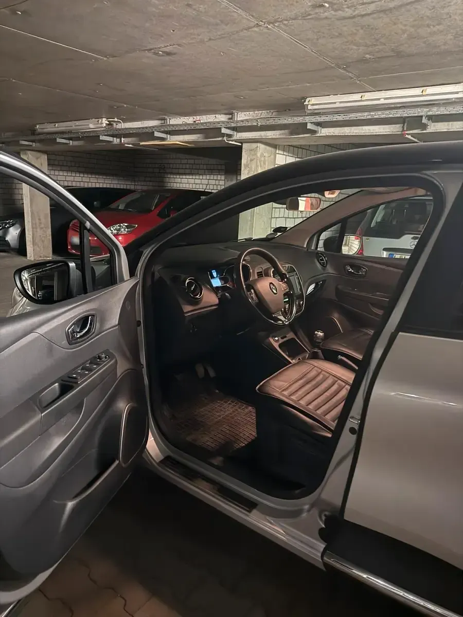 Używany Renault Captur 118 KM (86 kW) 2017 Srebrny SUV