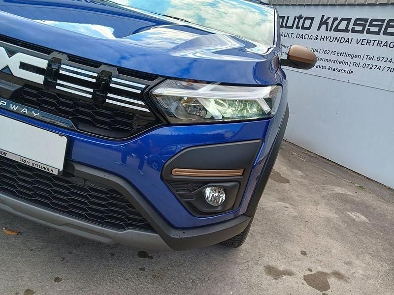 Gebraucht Dacia Sandero Extreme 91 PS (66 kW) 2024 Blau Kleinwagen