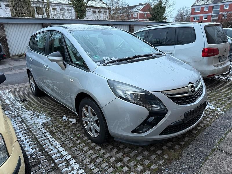 Silber Gebraucht 2013 Opel Zafira Van / Kleinbus | 3.750 € (Guter Preis) - Bild 1/4