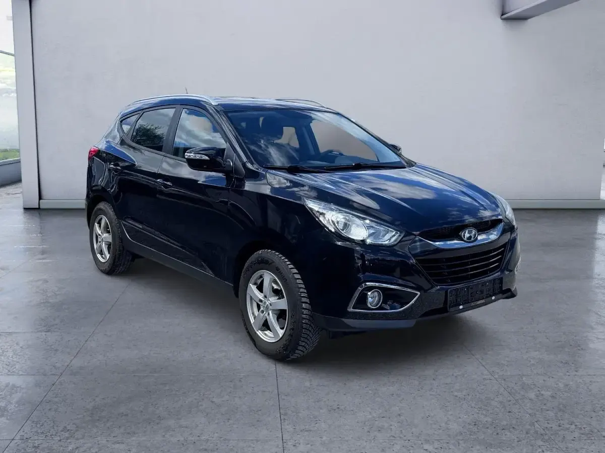 Gebraucht Hyundai ix35 Comfort 135 PS (99 kW) 2012 Schwarz SUV