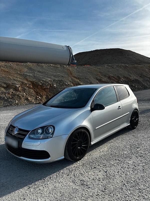 Gebraucht VW Golf R 250 PS (183 kW) 2006 Silber Coupé