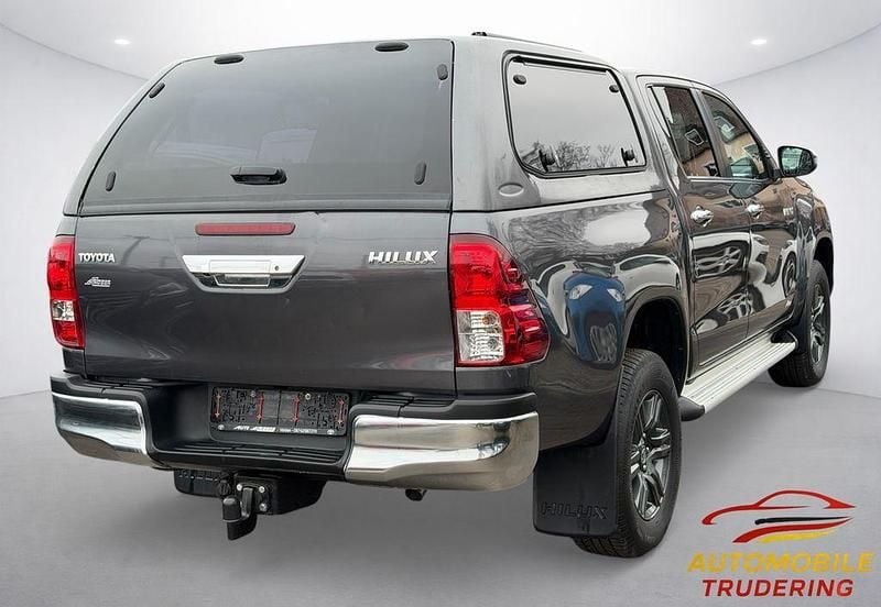 Gebraucht Toyota HiLux 150 PS (110 kW) 2023 Grau Abholung