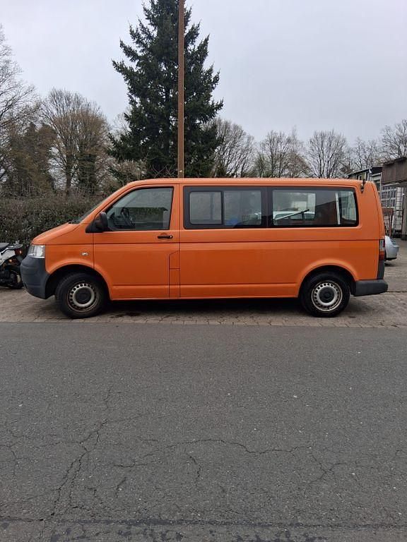 Second-hand VW T5 84 CP (61 kW) 2008 Portocaliu Van