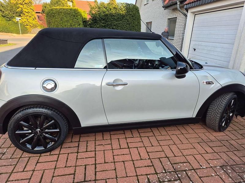Gebraucht Mini Cooper S Cabriolet 192 PS (141 kW) 2019 Weiß Cabrio