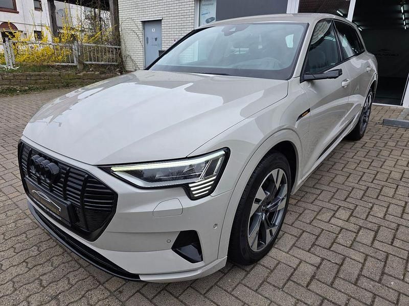 Gebraucht Audi e-tron Advanced Plus 300 kW (408 PS) 2022 Beige SUV