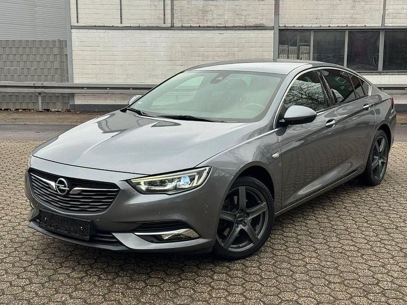 Gebraucht Opel Insignia Dynamic 170 PS (125 kW) 2018 Grau Limousine