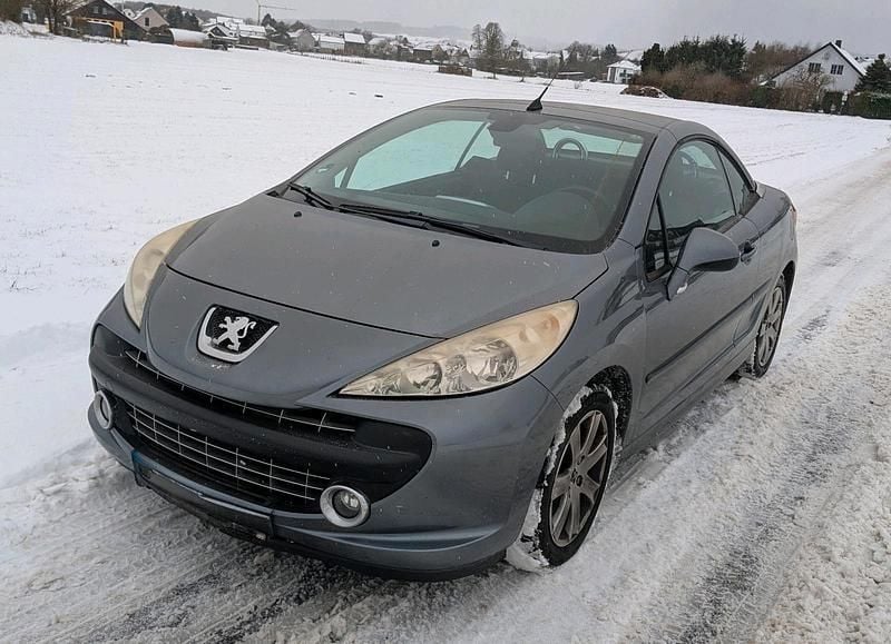 Gebraucht Peugeot 207 CC 120 PS (88 kW) 2007 Grau Cabrio