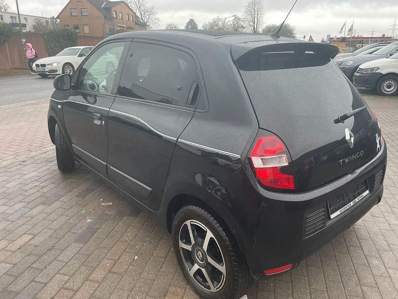 Gebraucht Renault Twingo LIMITED 90 PS (66 kW) 2017 Schwarz Kleinwagen