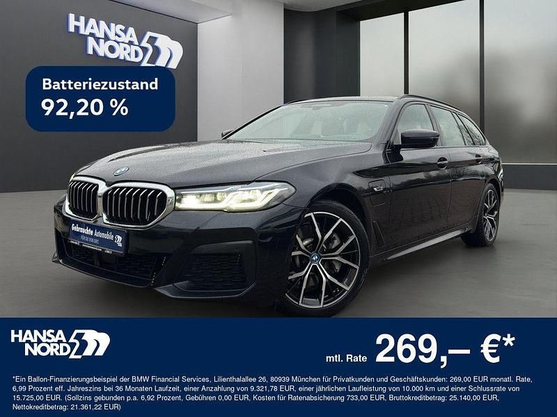 Schwarz / carbonschwarz (metallic) Gebraucht 2022 BMW 530e Sport Line Kombi | 29.950 € (Fairer Preis) - Bild 1/4