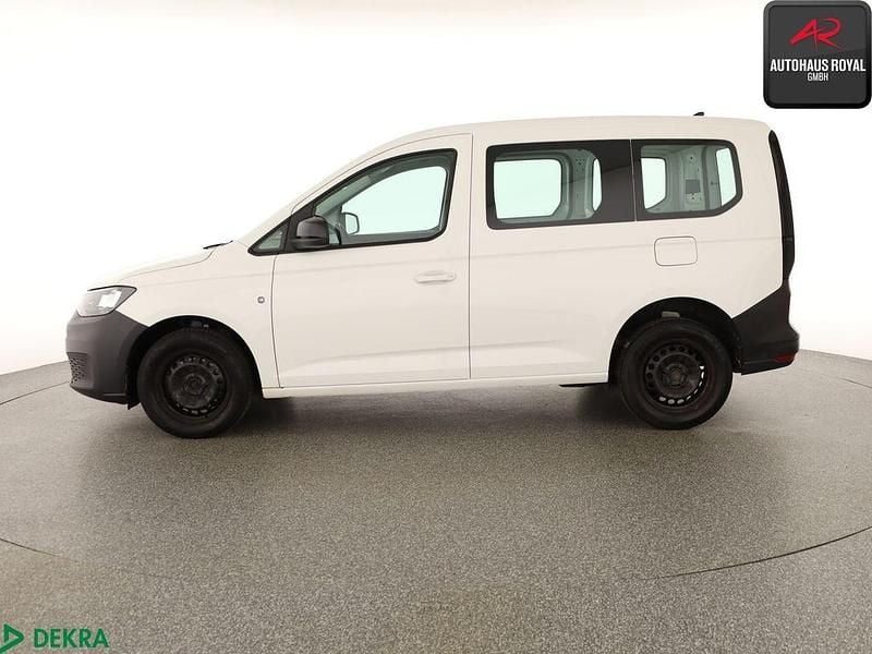 Second-hand VW Caddy 114 CP (83 kW) 2022 Alb Monovolum