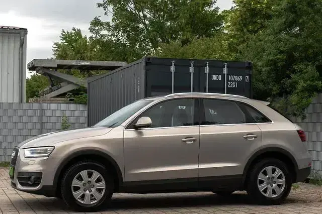 Gebraucht Audi Q3 Advanced 177 PS (130 kW) 2013 Grau SUV