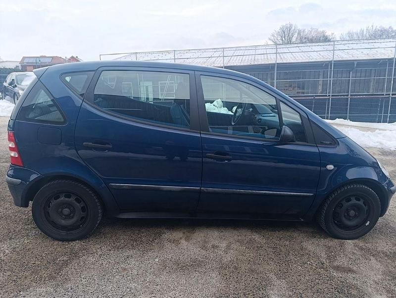 Gebraucht Mercedes A170 Classic 95 PS (69 kW) 2002 Blau Van / Kleinbus