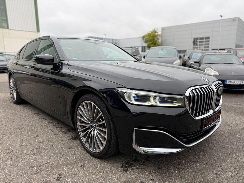 Schwarz Gebraucht 2019 BMW 740 Performance Limousine | 43.000 € (Fairer Preis) - Bild 1/4