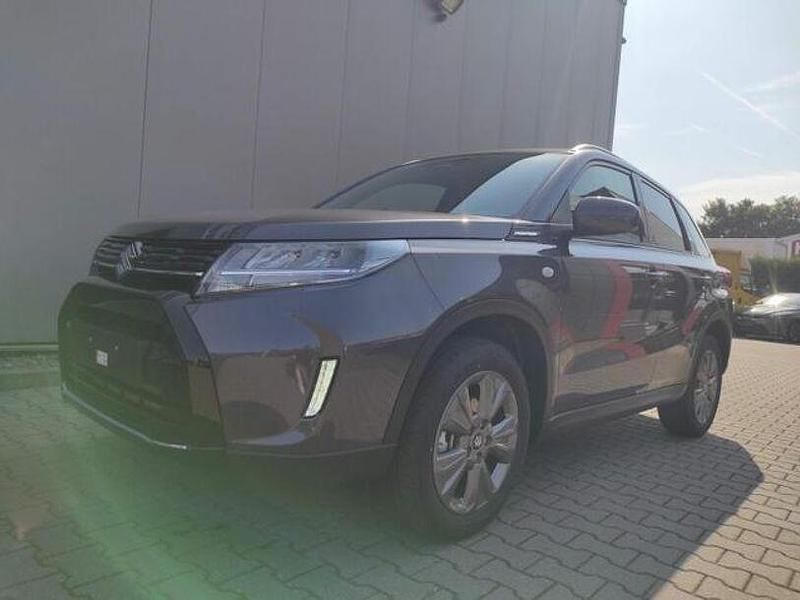 Grau Neu 2025 Suzuki Vitara SUV | 28.707 € (Etwas zu teuer) - Bild 1/1