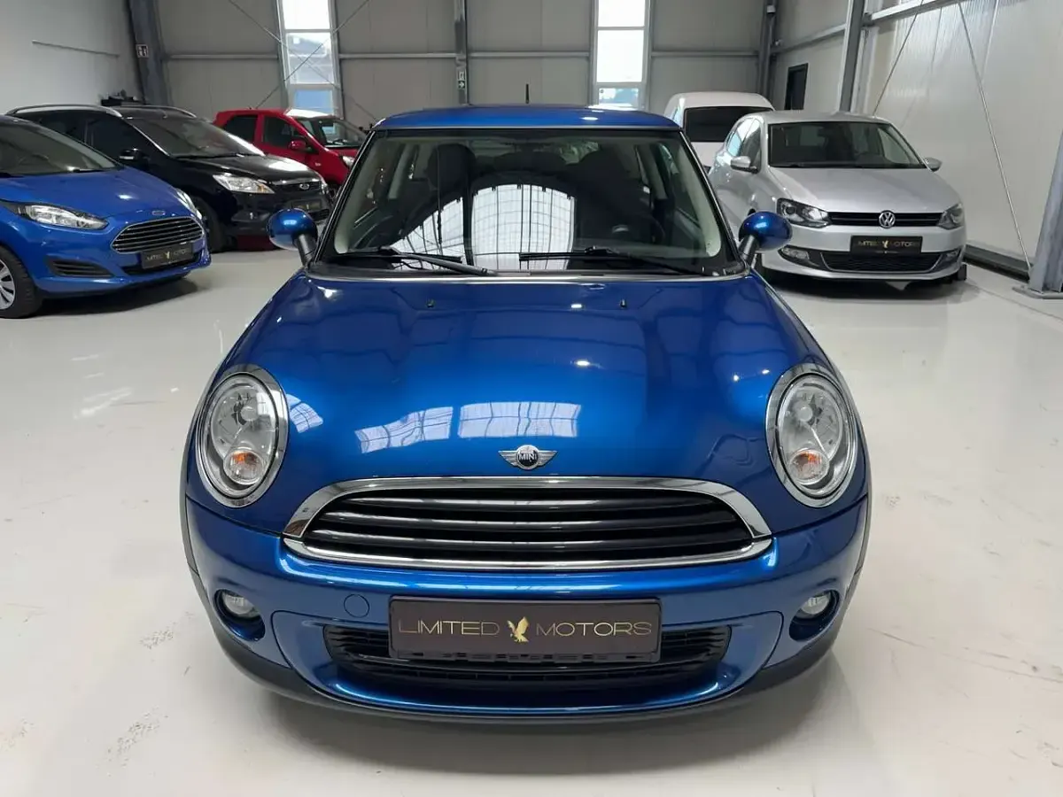 Gebraucht Mini ONE 98 PS (72 kW) 2011 Lightning blue metallic Kleinwagen