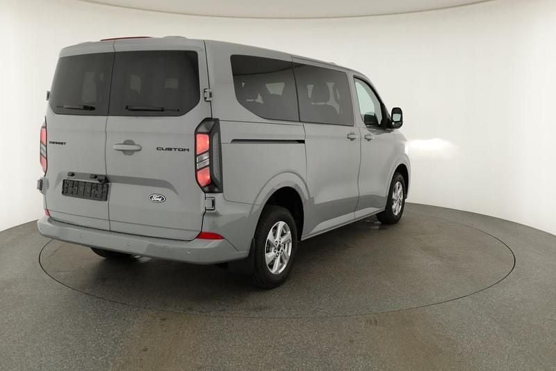 Neu Ford Transit Custom Limited 170 PS (125 kW) 2026 Grey matter Kombi