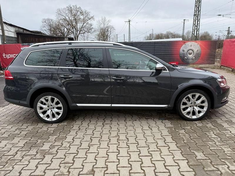 Gebraucht VW Passat 170 PS (125 kW) 2012 Grau Limousine