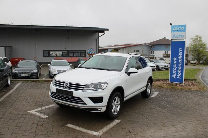 Weiß Gebraucht 2016 VW Touareg Terrain Tech SUV | 17.999 € (Superpreis) - Bild 1/4
