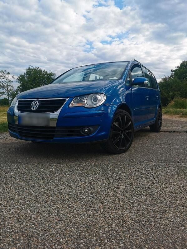 Blau Gebraucht 2007 VW Touran Van / Kleinbus | 3.800 € (Guter Preis) - Bild 1/4