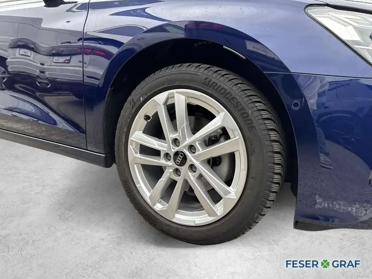 Gebraucht Audi A3 Advanced 150 PS (110 kW) 2025 Navarrablau metallic Limousine