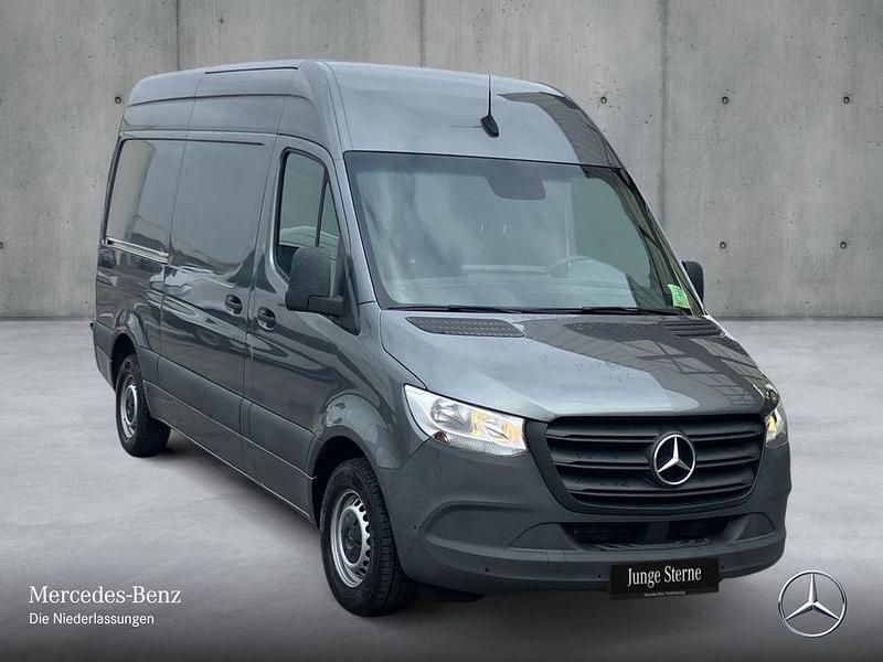 Gebraucht Mercedes Sprinter 170 PS (125 kW) 2022 Grau Van