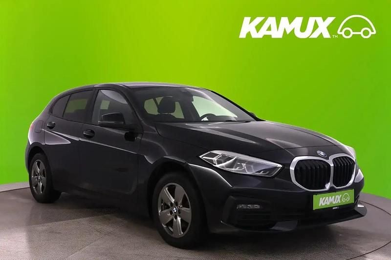 Schwarz Gebraucht 2023 BMW 118 Comfort Edition Kleinwagen | 18.900 € (Superpreis) - Bild 1/4