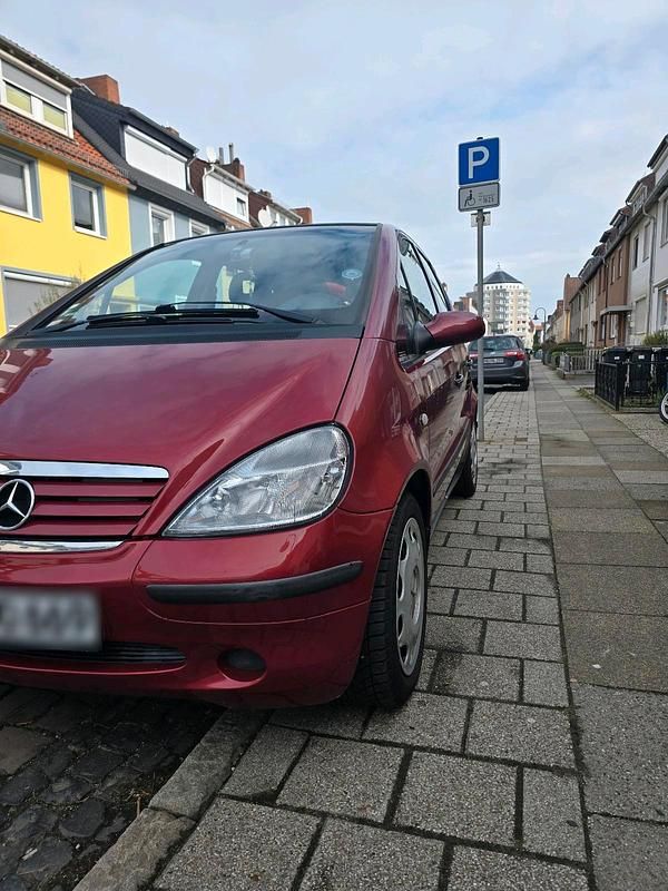 Gebraucht Mercedes A160 106 PS (77 kW) 2000 Rot Kleinwagen