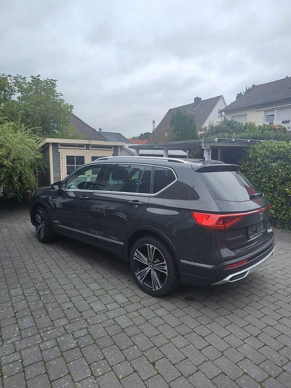 Grau Gebraucht 2020 Seat Tarraco XCELLENCE SUV | 23.500 € (Guter Preis) - Bild 1/4