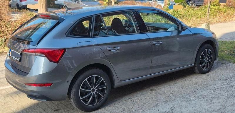 Gebraucht Skoda Scala Selection 150 PS (110 kW) 2024 Grau Kleinwagen