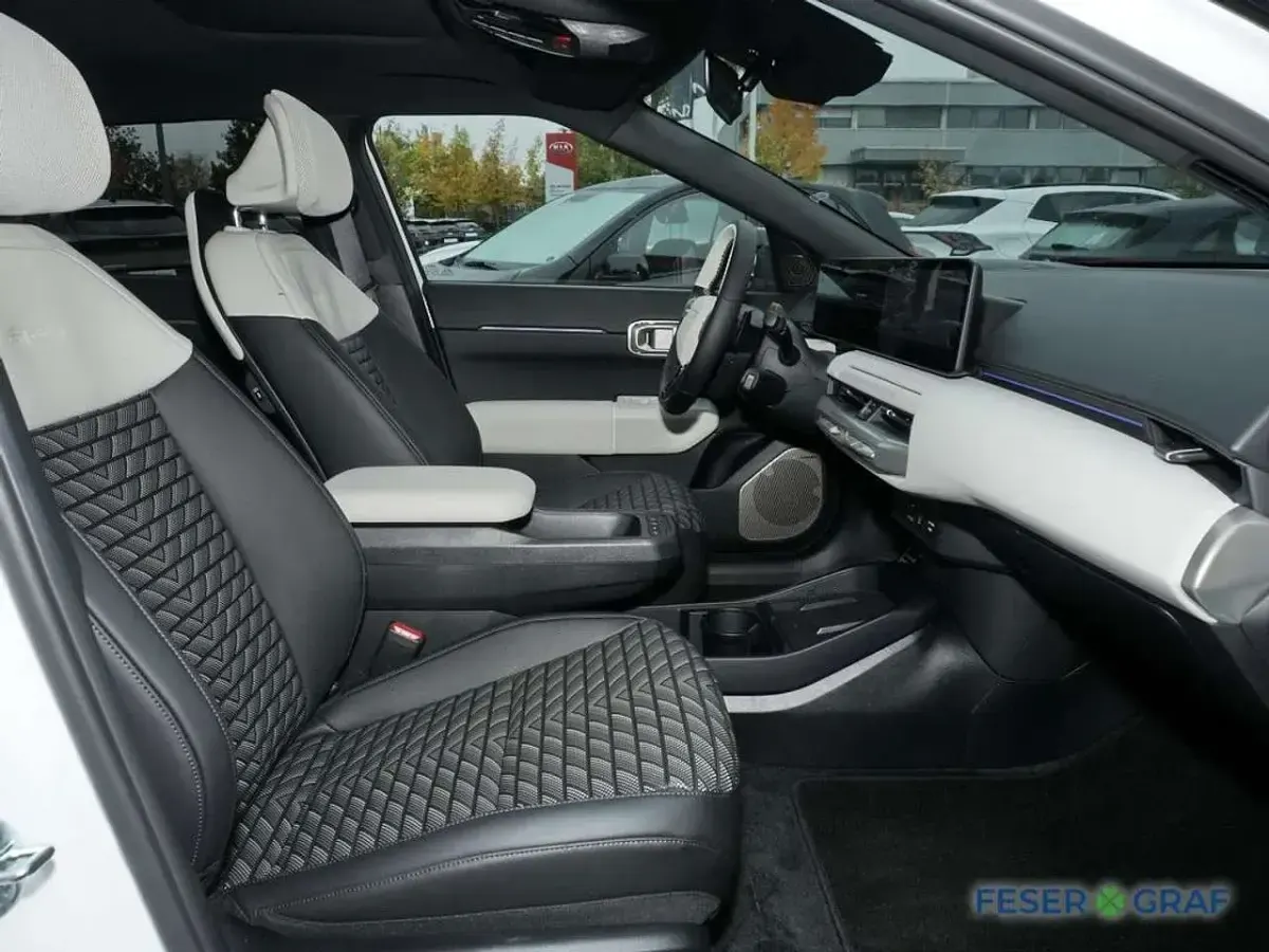 Gebraucht Kia EV4 GT-Line 150 kW (204 PS) 2025 Snow white pearl Limousine