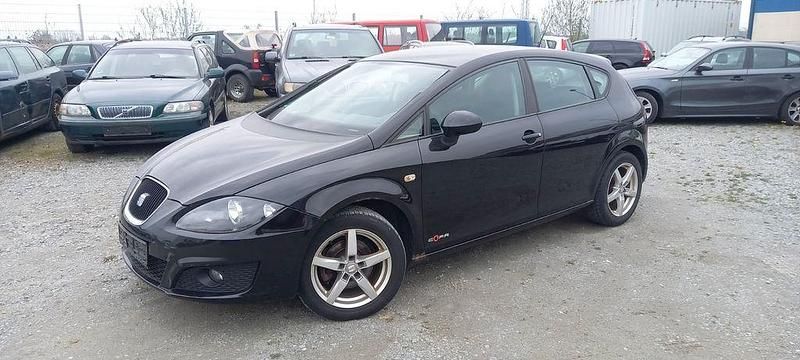 Usata Seat Leon Copa 105 CV (77 kW) 2012 Nero Berlina