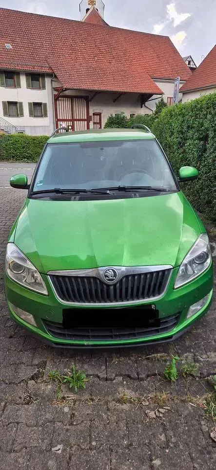 Gebraucht Skoda Fabia Fresh 105 PS (77 kW) 2013 Grün Kombi