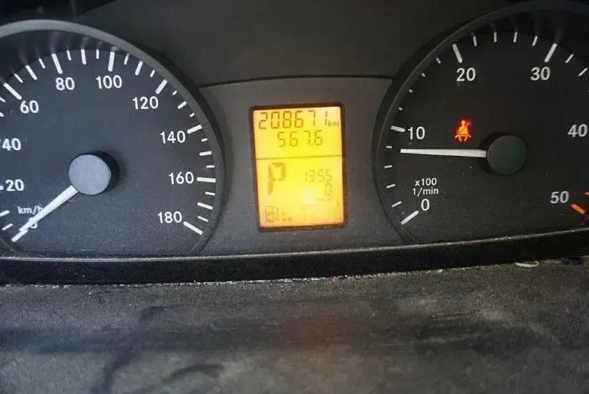 Używany Mercedes Sprinter 129 KM (94 kW) 2011 Zielony