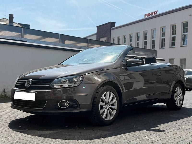Second-hand VW Eos 122 CP (89 kW) 2011 Maro Cabrio