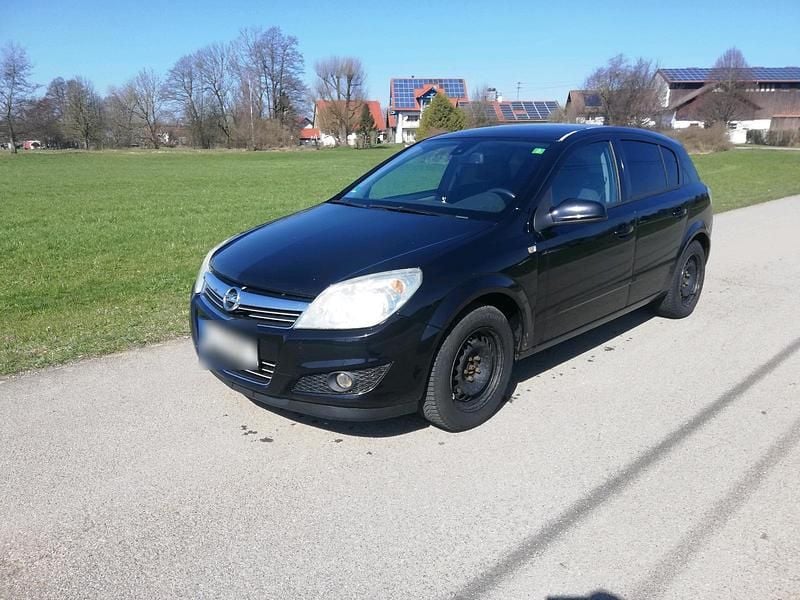 Gebraucht Opel Astra 90 PS (66 kW) 2007 Schwarz Limousine