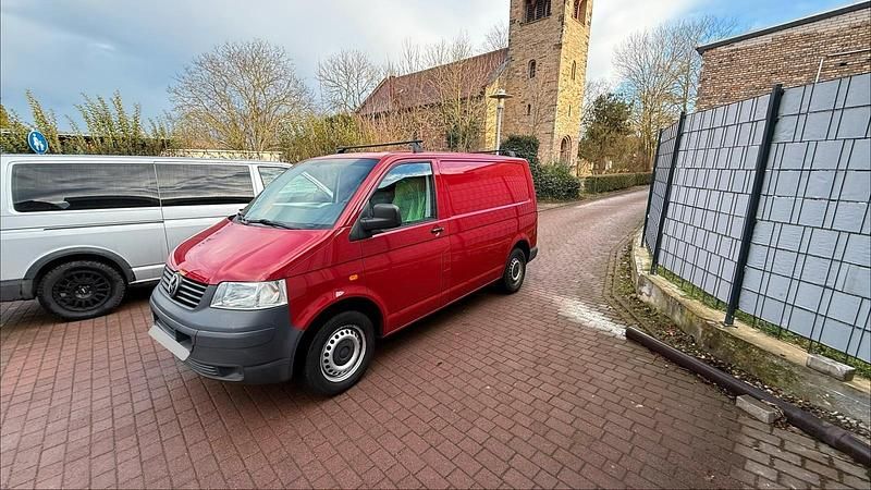 Rot Gebraucht 2007 VW Transporter Van | 7.899 € (Etwas zu teuer) - Bild 1/4