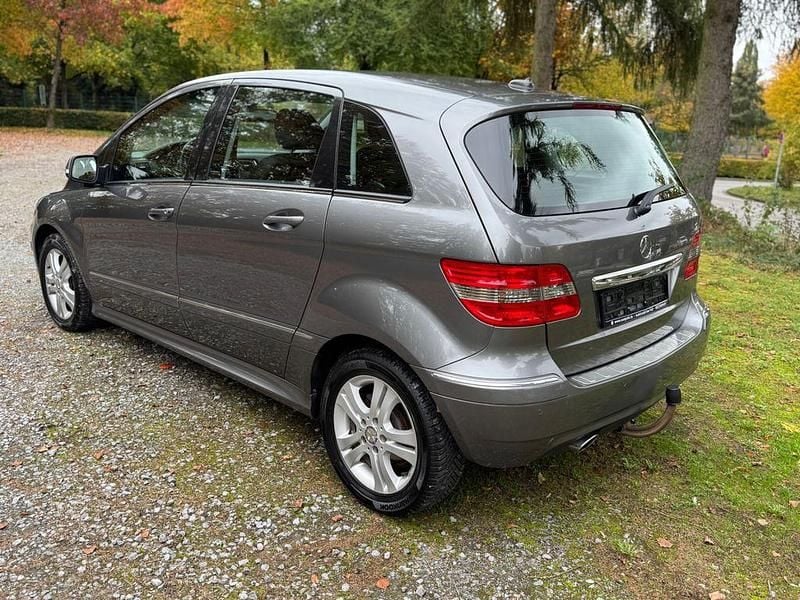 Gebraucht Mercedes B170 116 PS (85 kW) 2008 Grau Van / Kleinbus