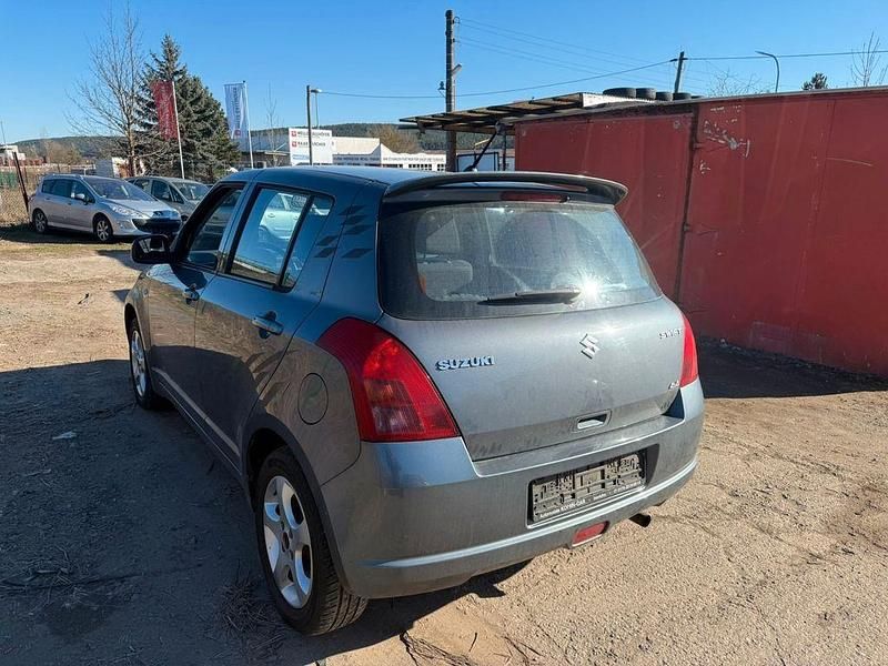 Gebraucht Suzuki Swift 83 PS (61 kW) 2001 Grau Limousine