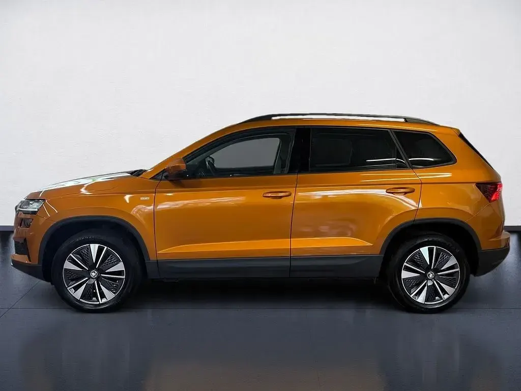 Gebraucht Skoda Karoq Ambition 150 PS (110 kW) 2023 Phoenixorange premium metallic SUV